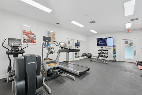 Landing Chic 2bd, Gym