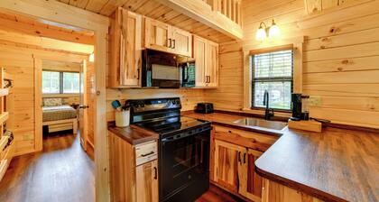 Escape to Nature! Rustic Cabin in Oxford