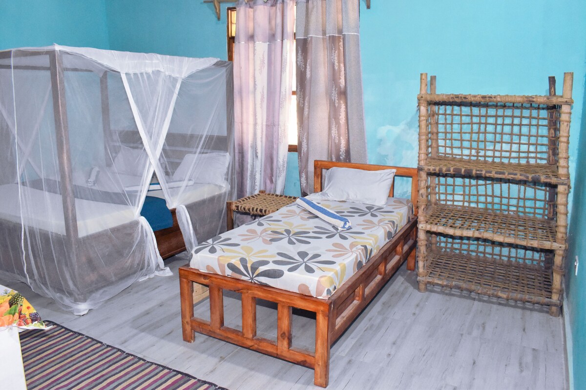 Phòng 2 giường đơn Tiêu chuẩn, quang cảnh vườn | Két bảo mật tại phòng, phòng cách âm, bàn ủi/dụng cụ ủi quần áo 