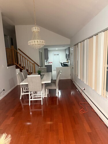Wonderful 4-bedroom house with AC in West Hempstead
