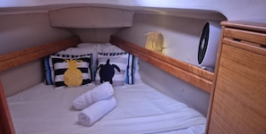 Unclassified image, 5 of 9, button