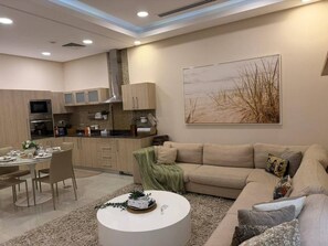 Unclassified image, 4 of 23, button - Executive 2BR - Perfect for Long Stays FBV24O (Amwaj Island)
