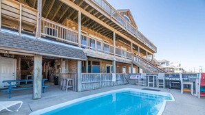 Unclassified image, 5 of 24, button - Spacious 7-bedroom house with Ocean views,  4x4 access only (Carolla)