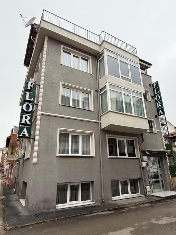 Unclassified image, 1 of 41, button - Flora 16 room's (Edirne Merkez)