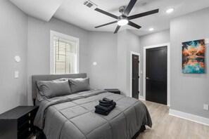 Unclassified image, 5 of 25, button - Spacious 3BR City Escape | Sleeps 8 DC! (Washington)