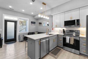 Unclassified image, 3 of 25, button - Spacious 3BR City Escape | Sleeps 8 DC! (Washington)