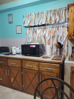 Unclassified image, 3 of 9, button - Matty's Inn (Mayaro)