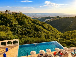 Unclassified image, 5 of 51, button - Jurgen Resort (Tiranë)
