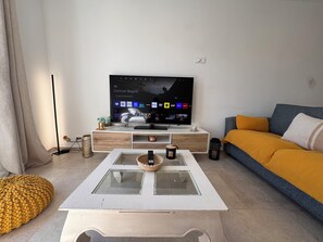 صورة غير مصنفة، 4 من 9، زرّ
