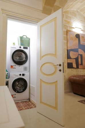 Immagine non classificata, 2 di 40, pulsante