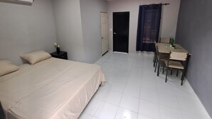 Ảnh chưa phân loại, 2 trong số 15 ảnh, nút