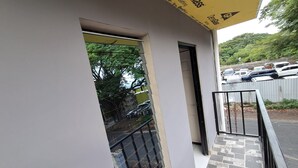 Ảnh chưa phân loại, 5 trong số 15 ảnh, nút