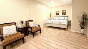 Unclassified image, 5 of 28, button - Cedar Grove Residence (Surrey)