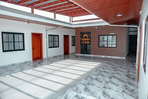 Unclassified image, 3 of 17, button - Cabinas la Villa (Upala)