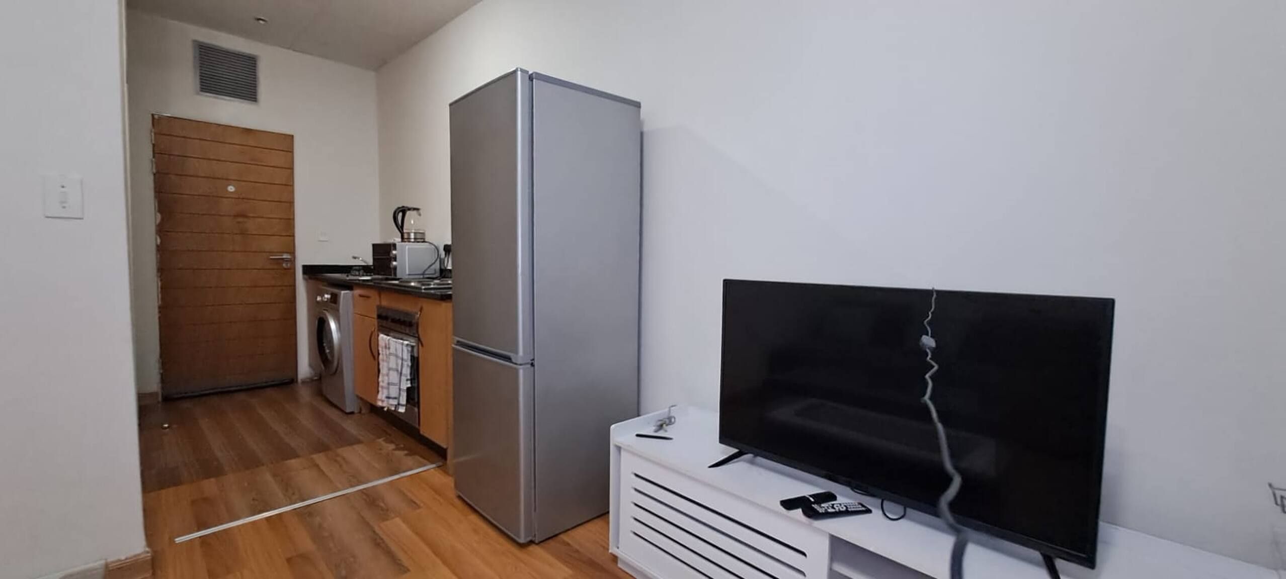 Apartment, 1 Bedroom, Accessible, City View | Room amenity