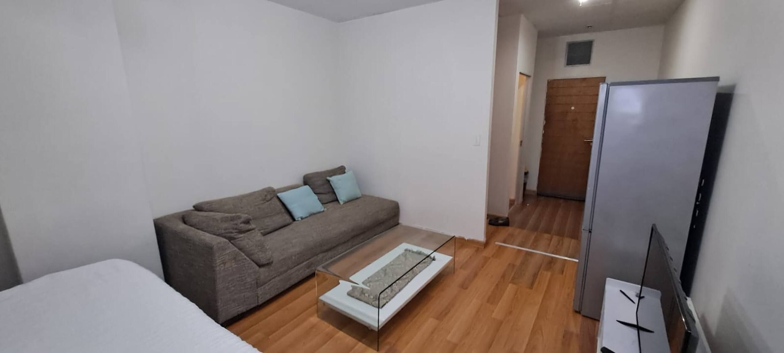 Apartment, 1 Bedroom, Accessible, City View | Living room