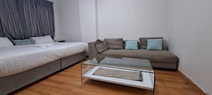 Ảnh chưa phân loại, 3 trong số 44 ảnh, nút