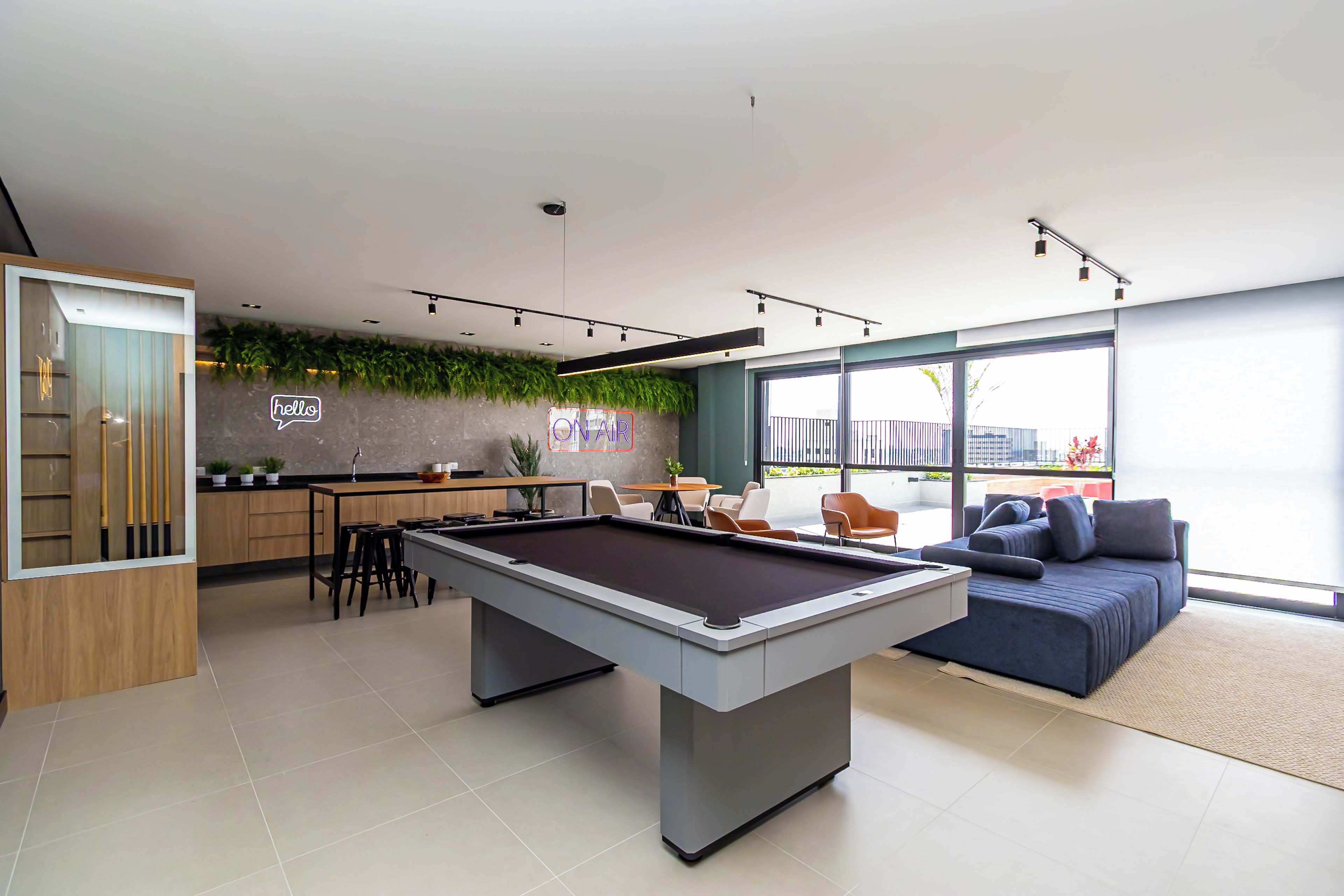 Deluxe Studio, Balcony, City View | Game room