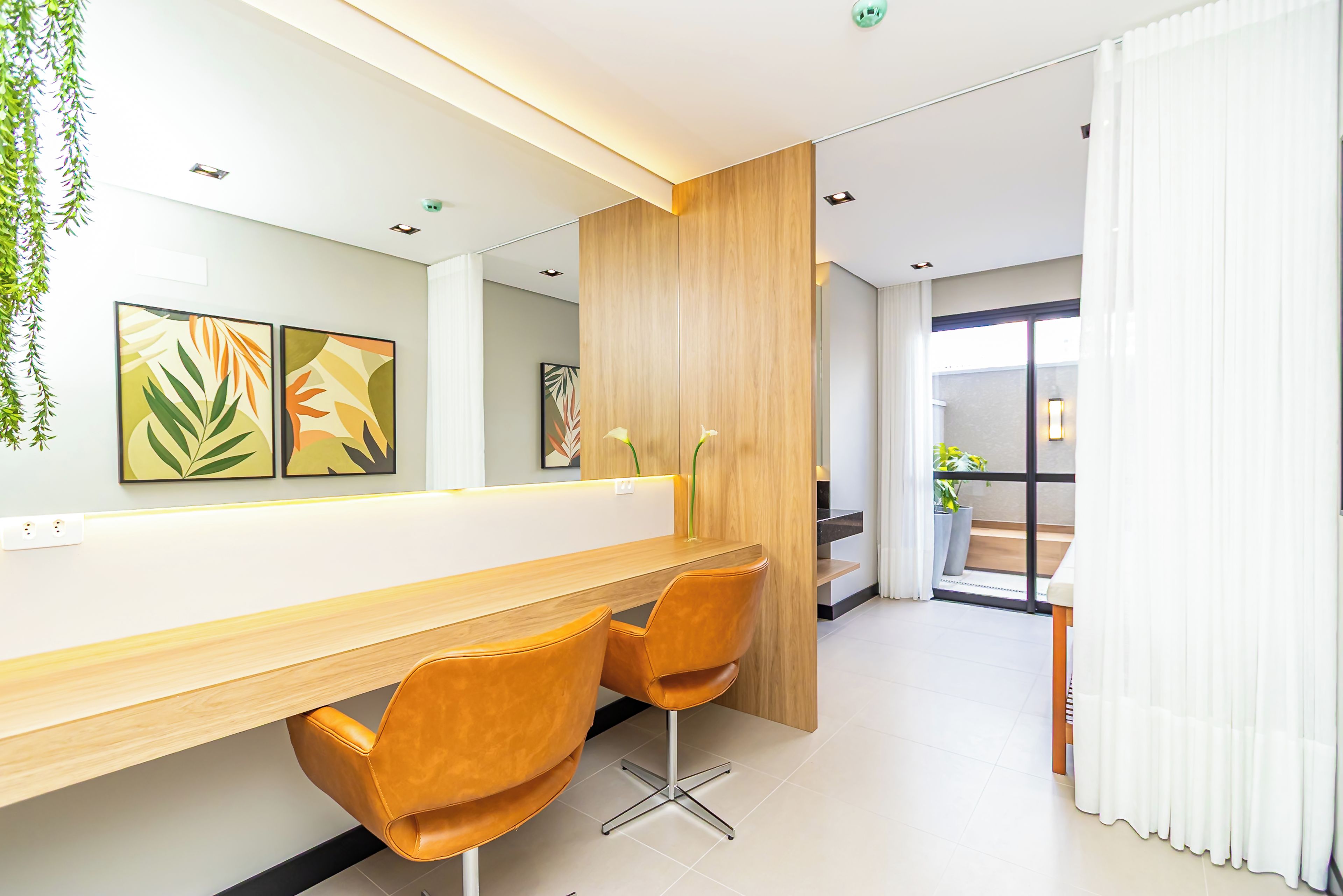 Deluxe Studio, Balcony, City View | Interior