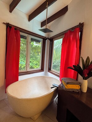 Unclassified image, 5 of 109, button - Casa Maria Beach & Boat Club (Bocas Del Torro)