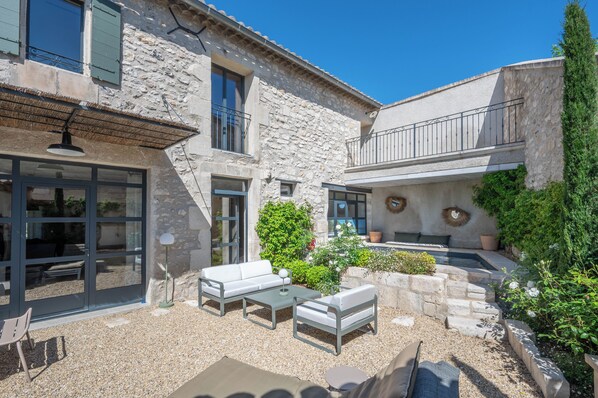 Unclassified image, 1 of 31, button - Vrbo Property (Saint-Rémy-de-Provence)