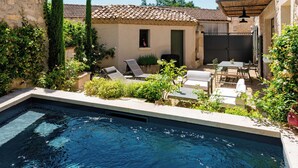 Unclassified image, 4 of 31, button - Vrbo Property (Saint-Rémy-de-Provence)