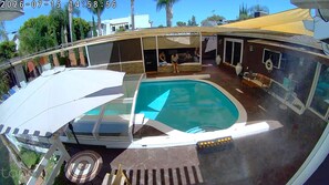 Unclassified image, 5 of 56, button - LA Family Home Oasis — Pool Spa Sauna —Resort Style Backyard—sleeps 16 (Los Angeles)