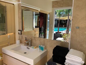 Unclassified image, 3 of 56, button - LA Family Home Oasis — Pool Spa Sauna —Resort Style Backyard—sleeps 16 (Los Angeles)