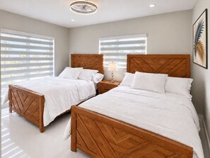 Unclassified image, 4 of 18, button - Miami Tropical House (Miami)