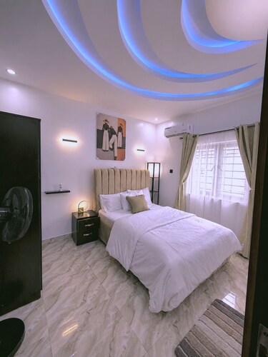 Lyton CriB