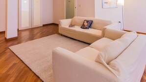 Unclassified image, 5 of 39, button - Vrbo Property (Pescara)