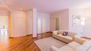 Unclassified image, 2 of 39, button - Vrbo Property (Pescara)