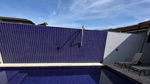 Unclassified image, 2 of 27, button - Luxury Beach House with Heated Pool and 3 Suites - Gated Community (BERTIOGA)