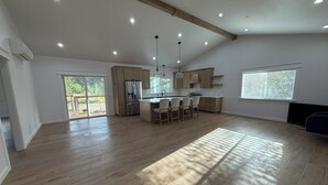 Unclassified image, 5 of 10, button - New Coastal Cottage. Private Retreat. Near Albion Bridge & Beaches (Albion)