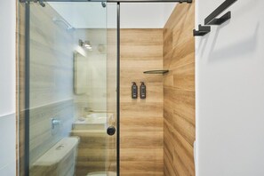 Bathroom - Stylish Inclán 343 Apartment By Geko (Lima)