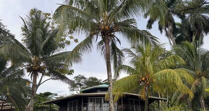 Luxury 3-Suite 2BR Villa: Private Chef, Captain, Boat Charters, Island Hopping