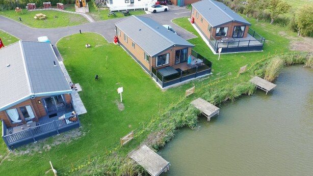 Unclassified image, 1 of 16, button - Arbourthorne Lodge at Hogsthorpe Lakes - Family Friendly with Hot Tub and Deck (Skegness)