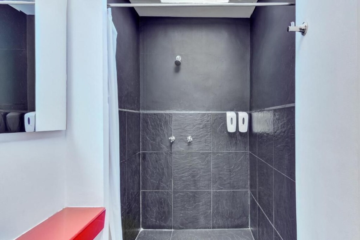 Habitación individual básica | Baño