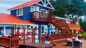 Unclassified image, 2 of 12, button - Beachside Studio with Property Hot Tub on Water (Homer)
