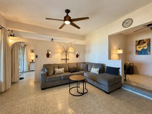 Unclassified image, 5 of 15, button - Amazing views Cozy 1-bedroom house in pleasant Caracol Peninsula San Carlos (San Carlos)
