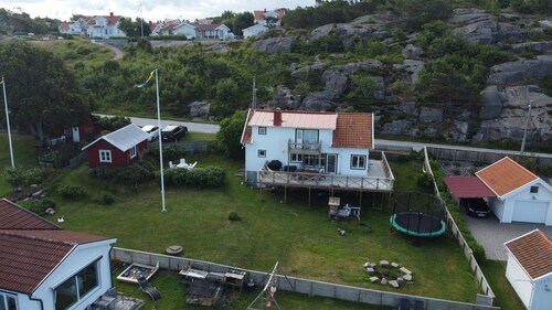 Sea house, 50 m from the sea, 6 beds, Hamburgsund