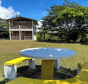 Unclassified image, 3 of 25, button - A cabin nestled among the mountains, birds, and a magical view in El Queremal (Valle del Cauca)