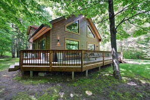 Exterior - Lakefront Cabin | Snowmobile & ATV Access + Relax (Cable)