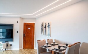 Dining - Apt. w/ Balcony & Sea View in Condo. Buu0201 (Salvador)