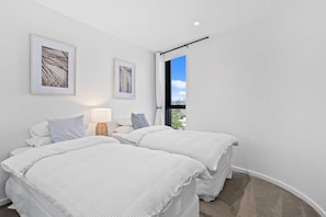 Room - Palm Beach Luxury Apartment with Hinterland Views (Gold Coast)