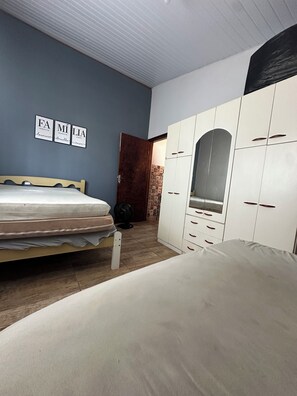 Room - Chácara JM: Your little corner to connect with nature and enjoy days of leisure. (Lindóia)