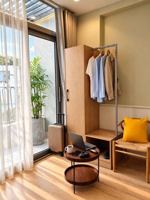 Unclassified image, 2 of 29, button - The Hammock Hotel Saigon Alley (Cau Ong Lanh)
