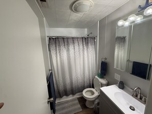 Unclassified image, 5 of 13, button - Little Hideout Hideaway great for long stays, hunting, or weekend visits (Great Bend)