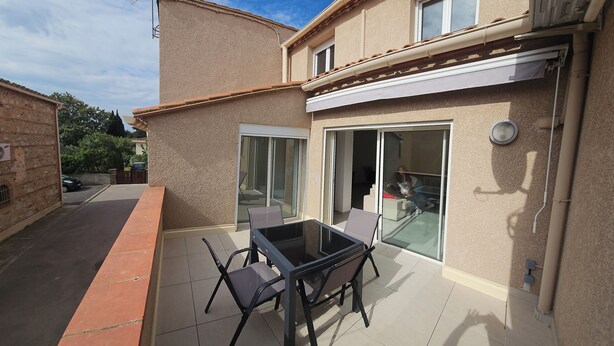 Unclassified image, 1 of 10, button - Vrbo Property (Torreilles)