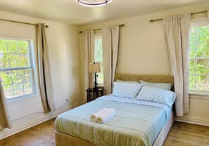 Unclassified image, 4 of 11, button - Quiet, Furnished Retreat Near OKC Hospitals—30+ Day Stays Welcome (Oklahoma City)